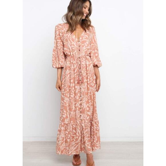 Petal & Pup Katerina Maxi Dress – Peach Botanical Print – Size 2 - Picture 1 of 9